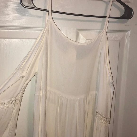 Boutique Dress - Picture 3 of 4